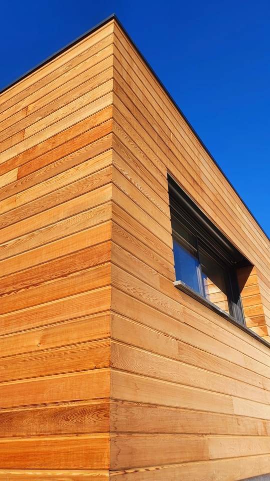 Bardage en RED CEDAR 20x140 profil Elégie à Saint Raphael - Var - 83